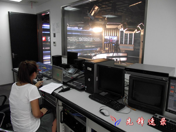 <a href='http://www.vitorrentz.cc' target='_blank'>南京速記公司</a>在做直播前的準備